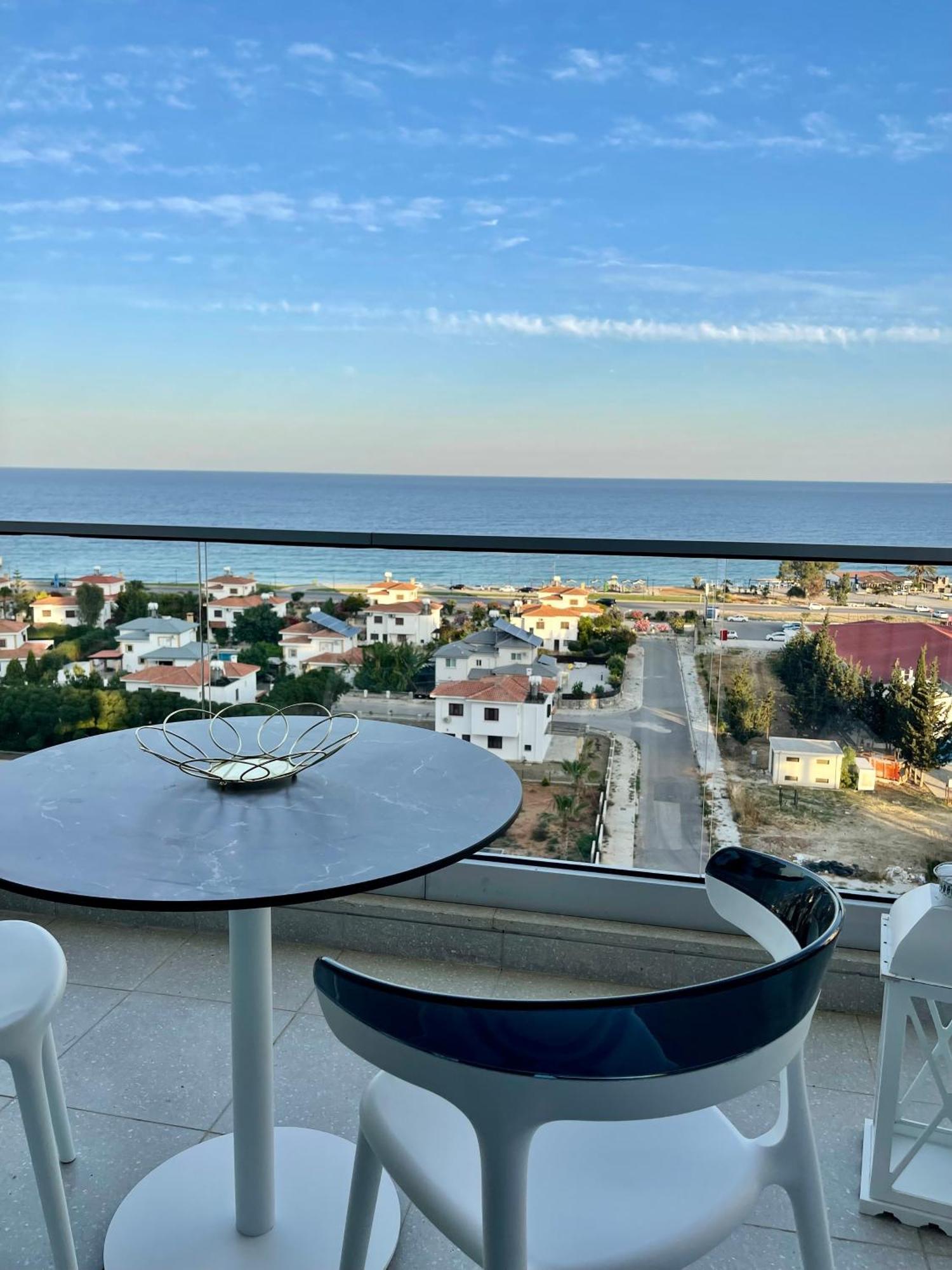 Sea View Suites By The Coast Famagusta  Ngoại thất bức ảnh