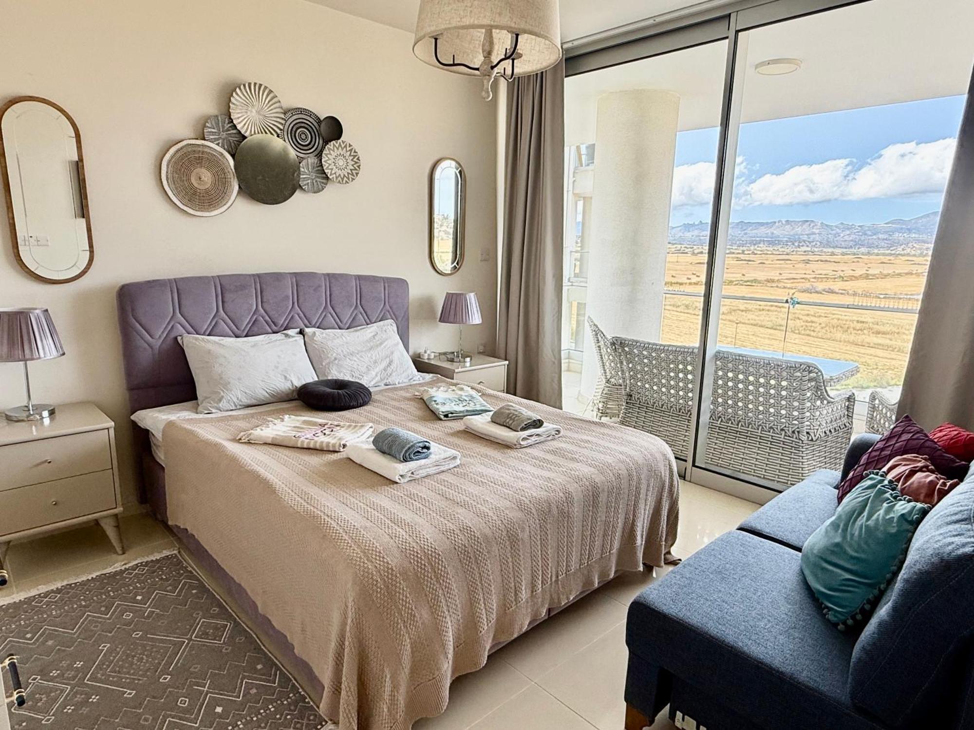Sea View Suites By The Coast Famagusta  Phòng bức ảnh