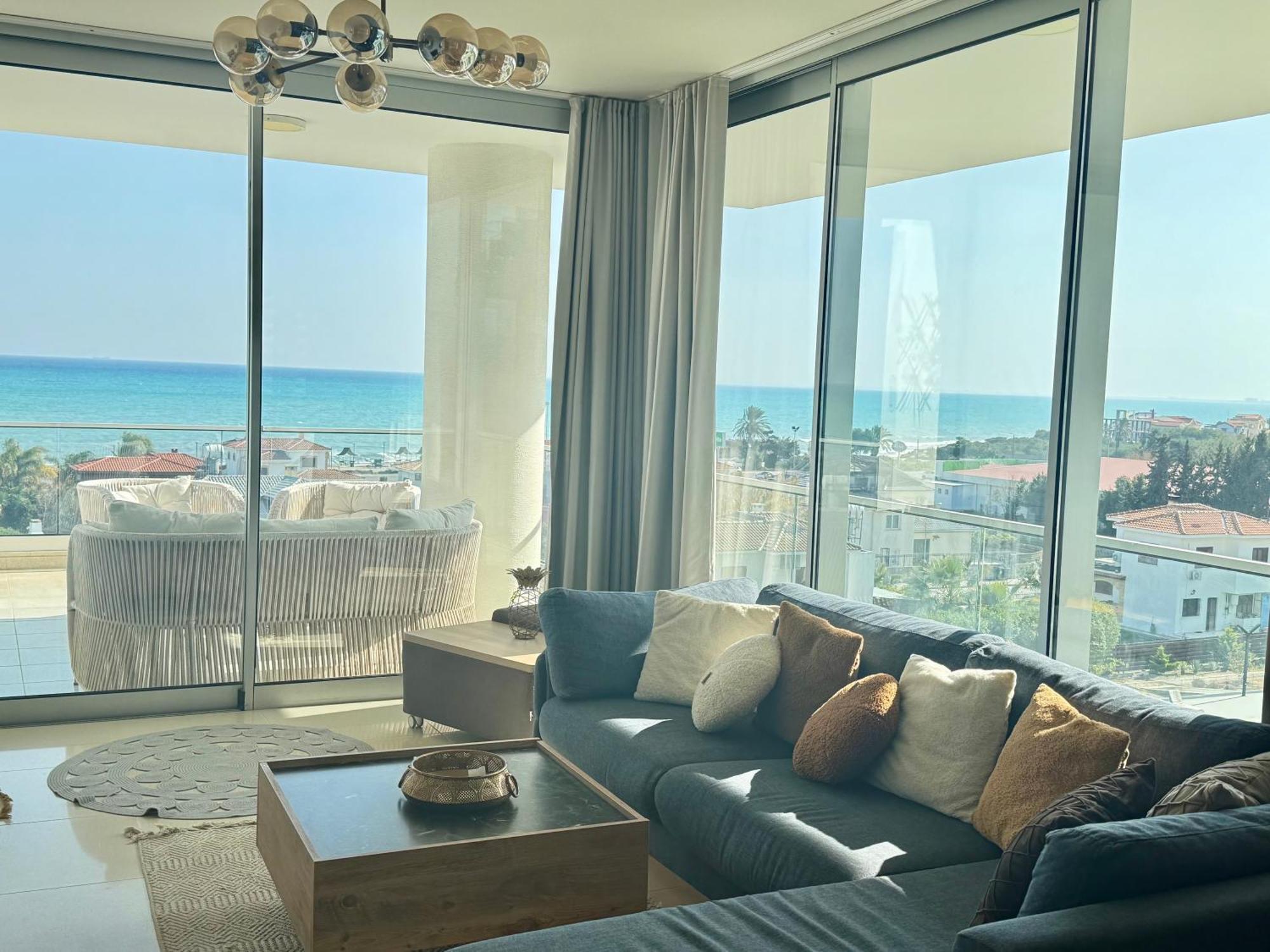Sea View Suites By The Coast Famagusta  Ngoại thất bức ảnh